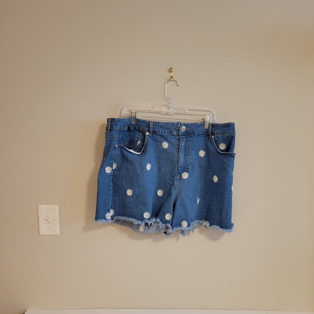 Forever 21 Plus Daisy Duke Shorts